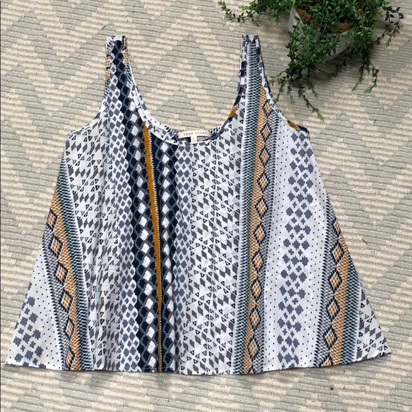 Your Story tank top - Picture 2 of 6